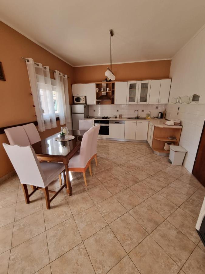 Apartments Lili บีโอกราดนาโมรู ภายนอก รูปภาพ