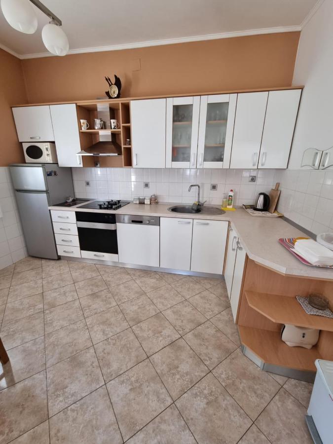 Apartments Lili บีโอกราดนาโมรู ภายนอก รูปภาพ