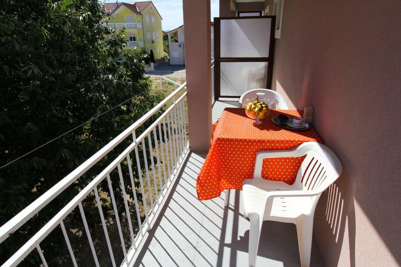 Apartments Lili บีโอกราดนาโมรู ภายนอก รูปภาพ
